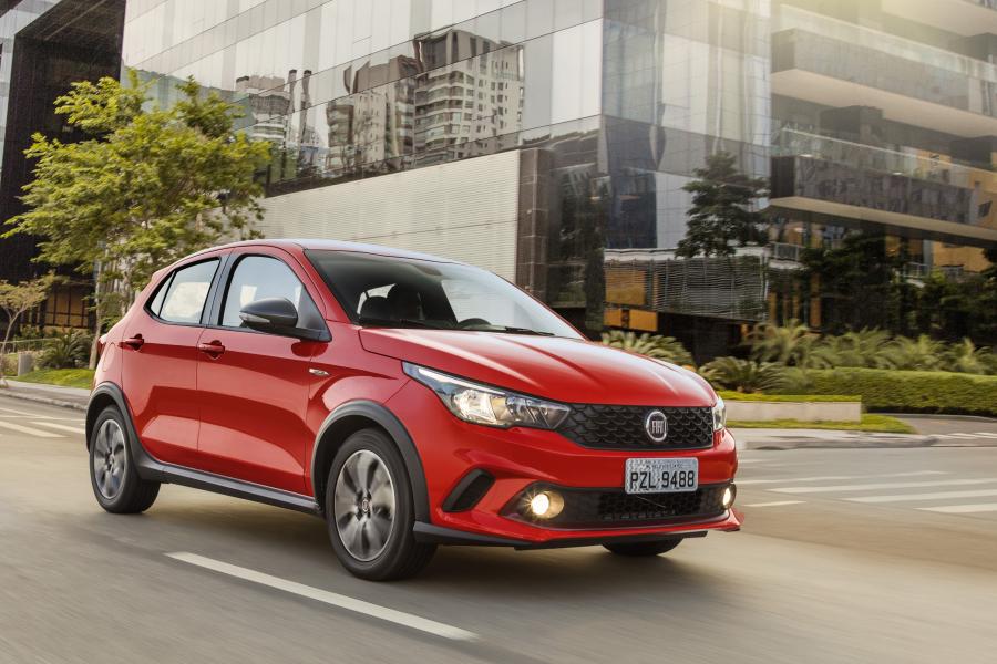  Fiat Argo HGT 2017 года  (фото 1 из 40)